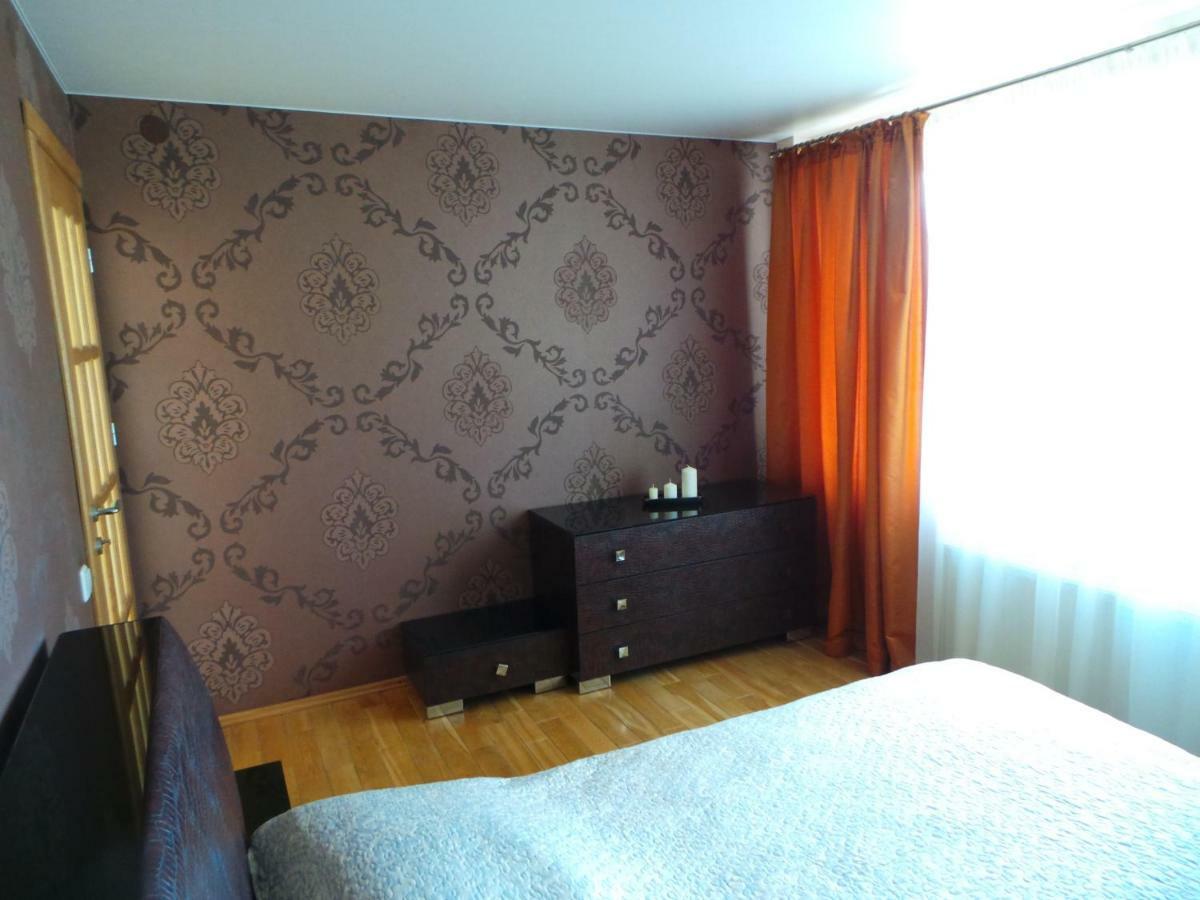 Cozy Apartment With A Wonderful Lake View Telšiai Extérieur photo